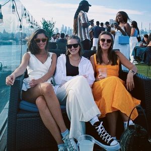 Meet your Posher, Alyson